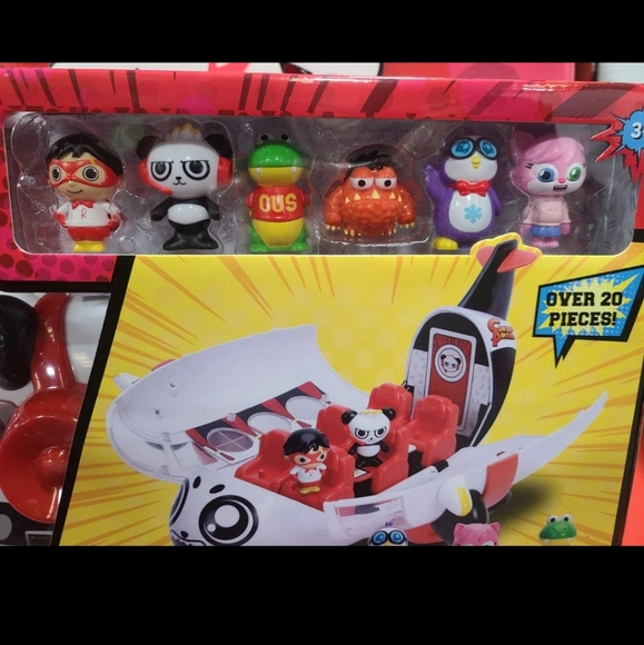 Ryans World Air Plane Travel Toy Combo Panda Airlines Plane New in Box - Picture 4 of 8